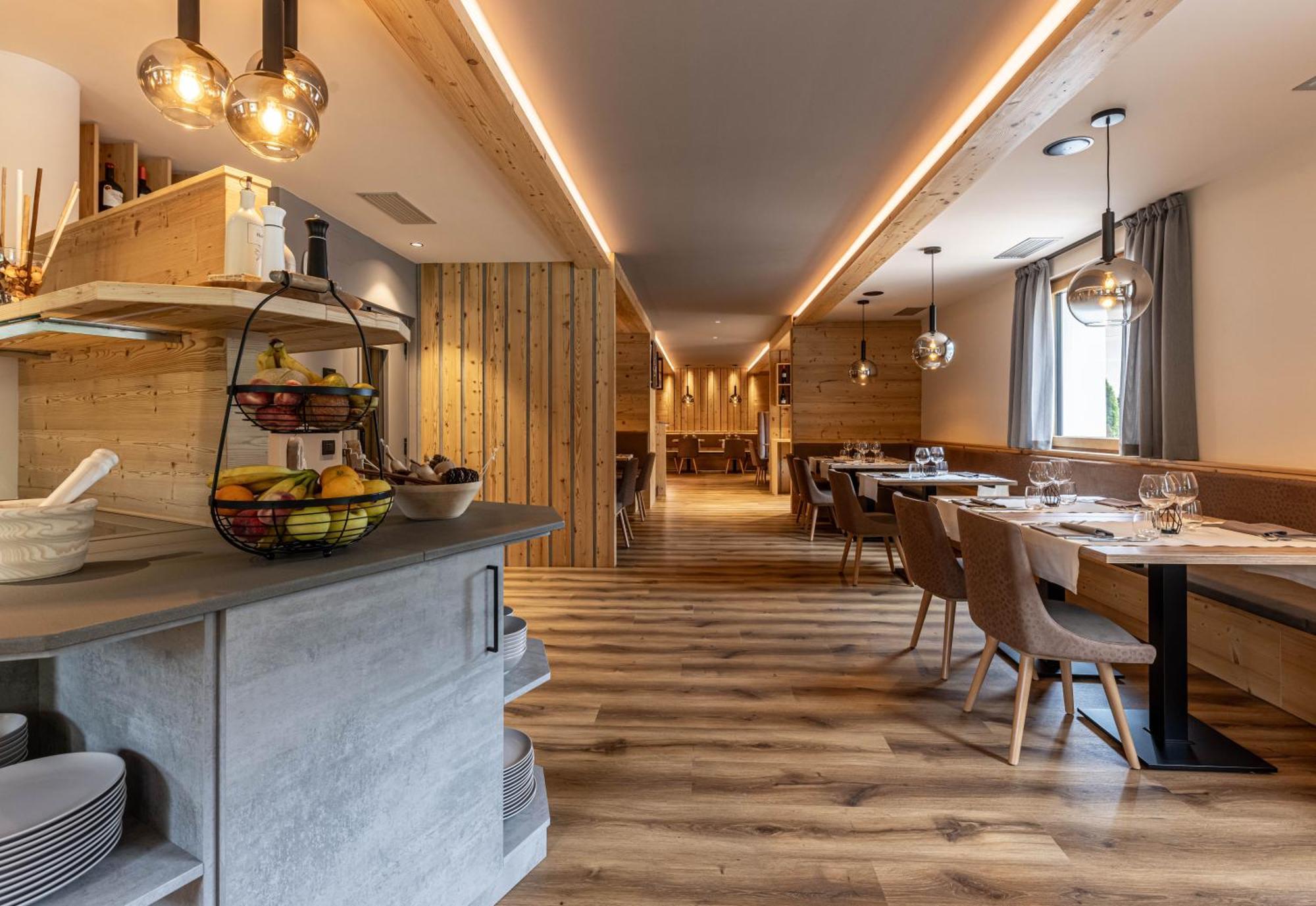 Hotel Laste' Caldes Экстерьер фото