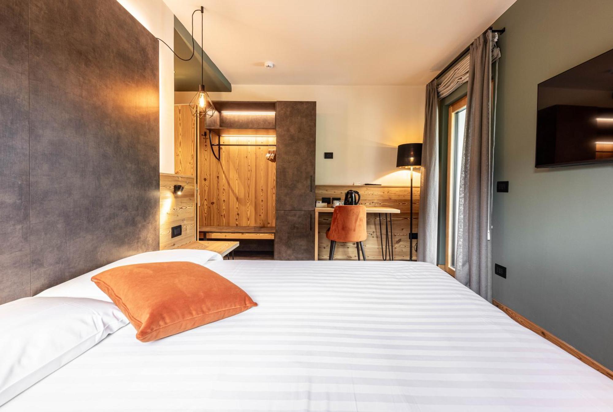 Hotel Laste' Caldes Экстерьер фото