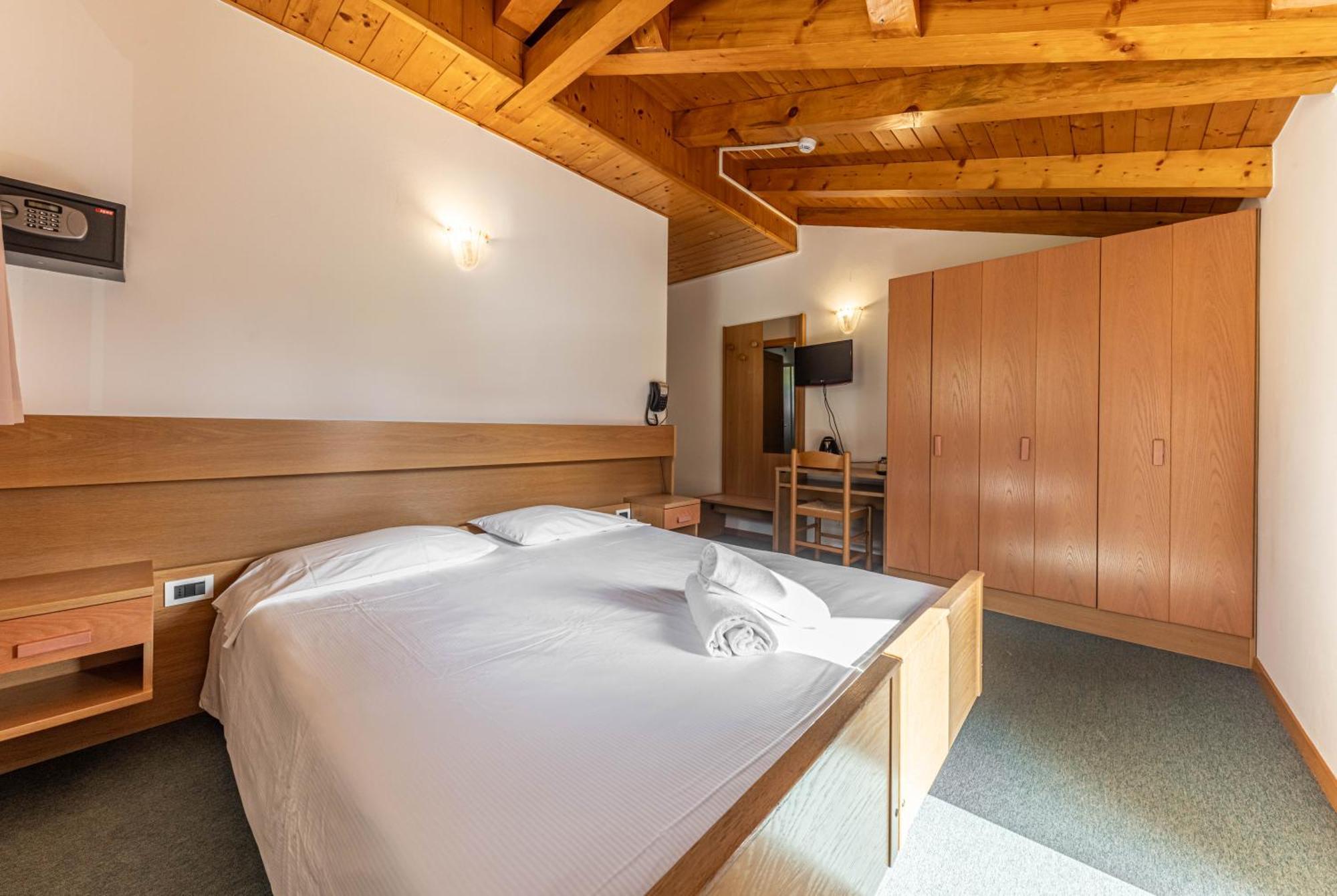 Hotel Laste' Caldes Экстерьер фото