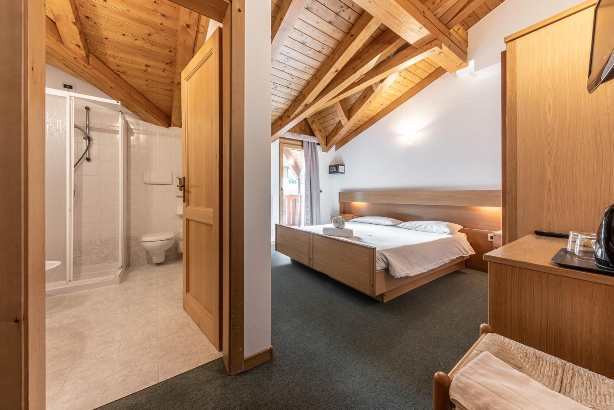 Hotel Laste' Caldes Экстерьер фото